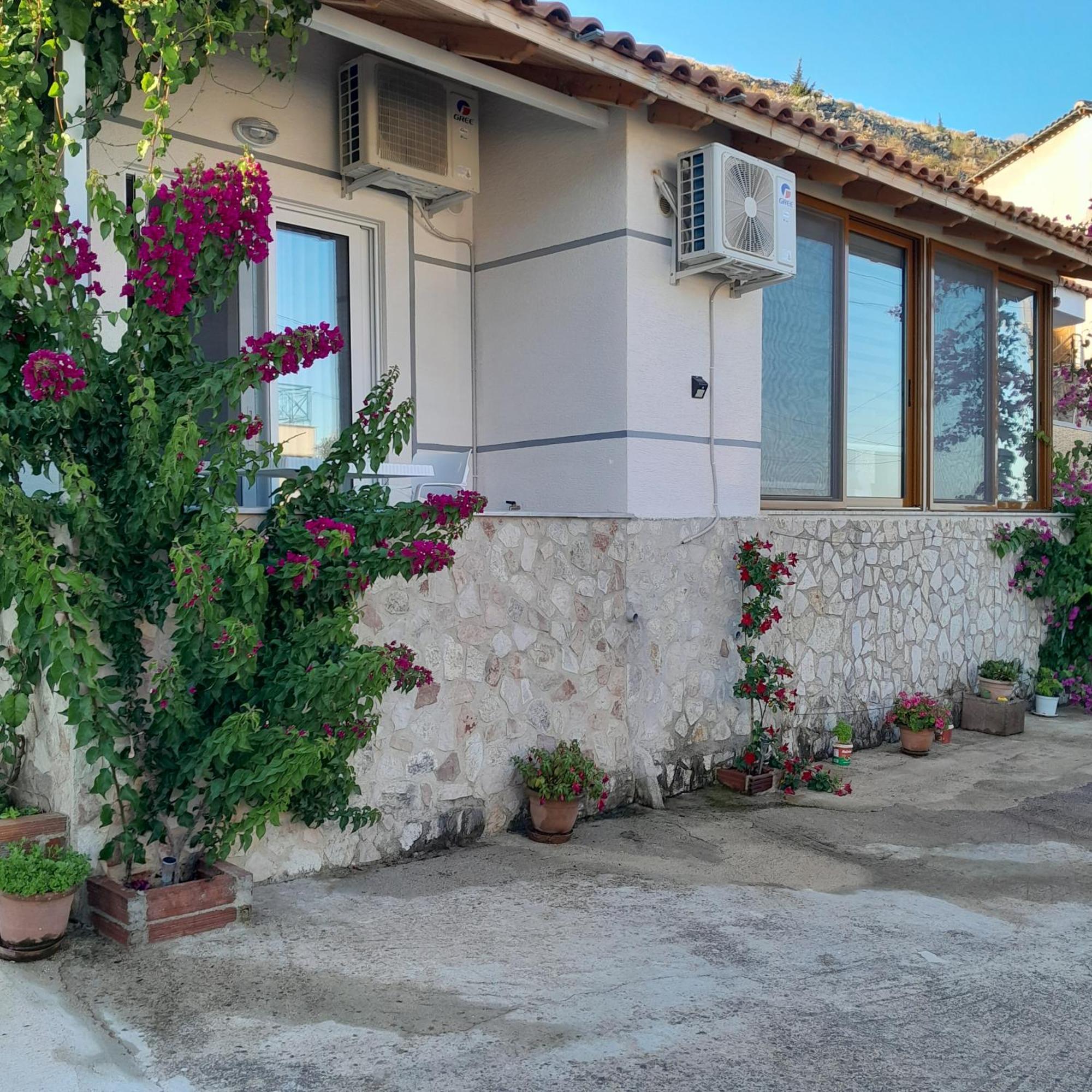 Denni'S Home Sarandë 외부 사진