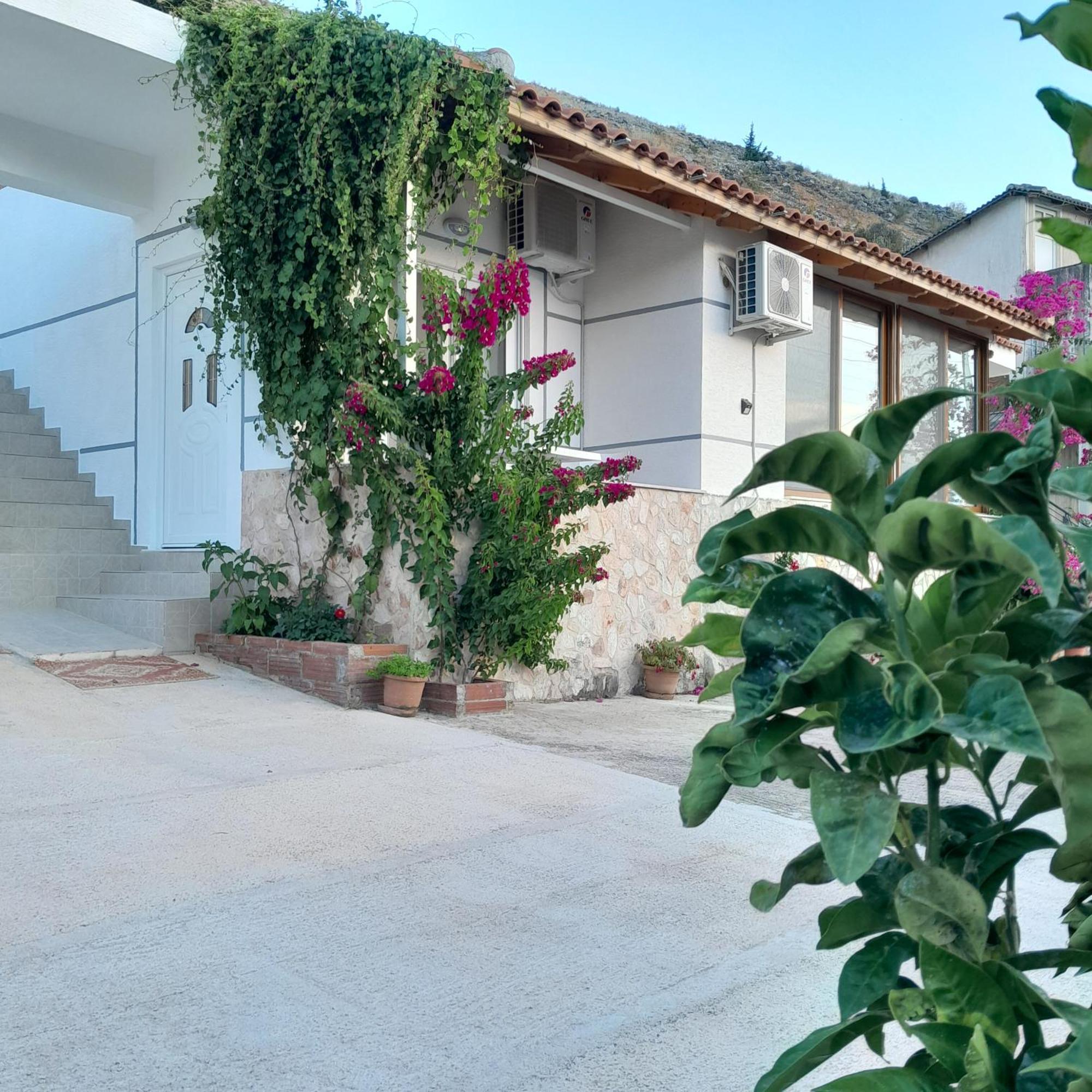 Denni'S Home Sarandë 외부 사진