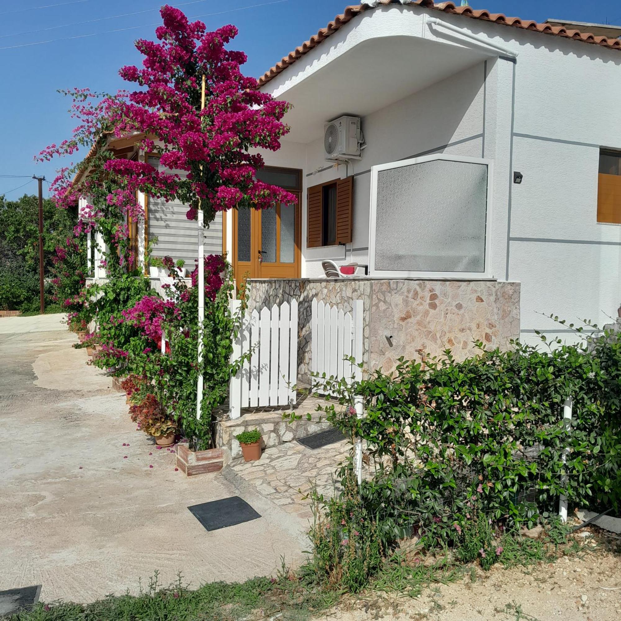 Denni'S Home Sarandë 외부 사진